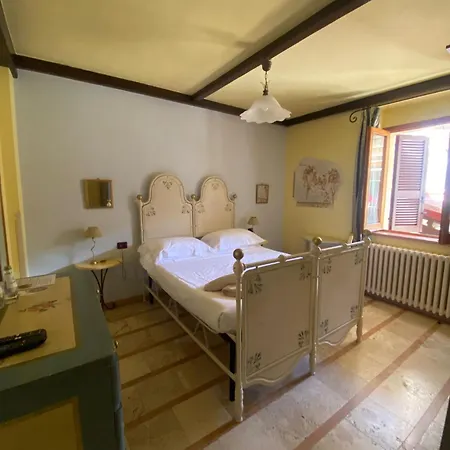 Unica Agri-charming House Bed & Breakfast *