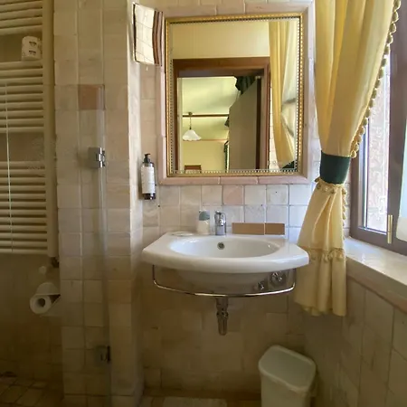 Unica Agri-charming House Bed & Breakfast Assisi